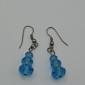 aqua blue graduated beaded dangle earrings